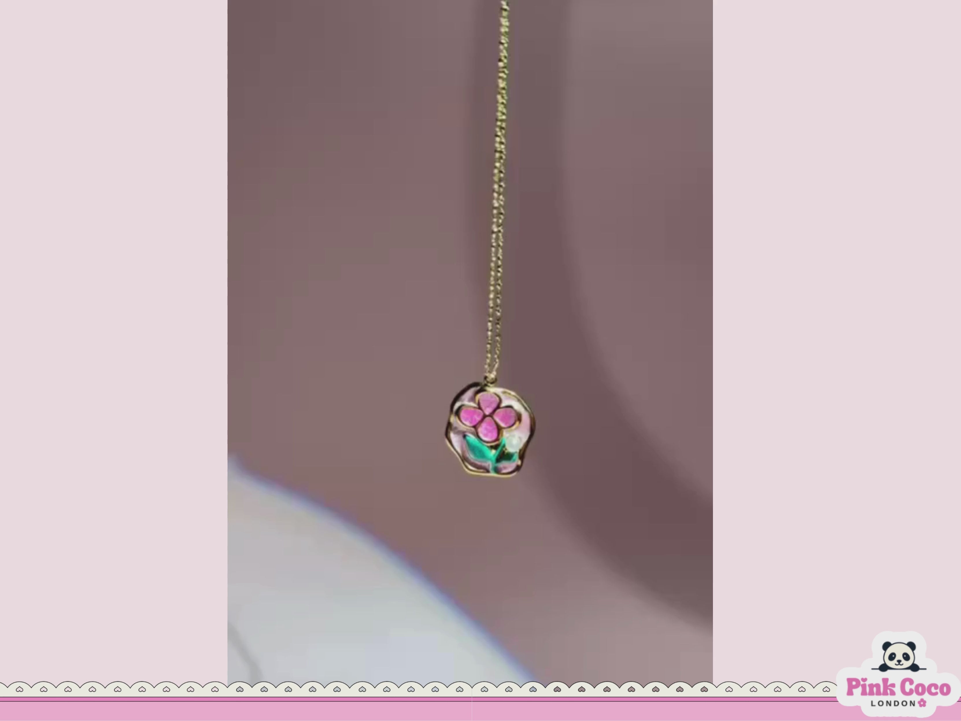 Soft Petal Necklace